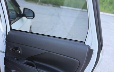 Mitsubishi Outlander III рестайлинг 3, 2012 год, 1 749 000 рублей, 10 фотография