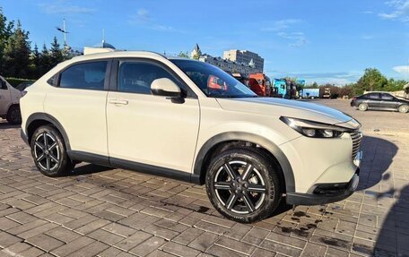 Honda Vezel, 2023 год, 1 750 000 рублей, 4 фотография