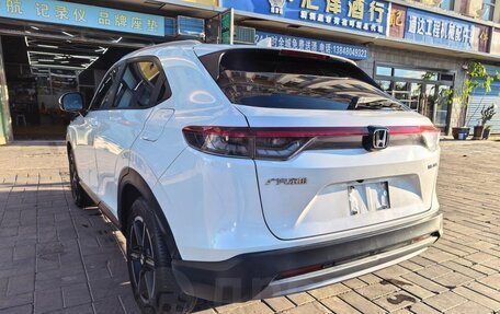 Honda Vezel, 2023 год, 1 750 000 рублей, 7 фотография