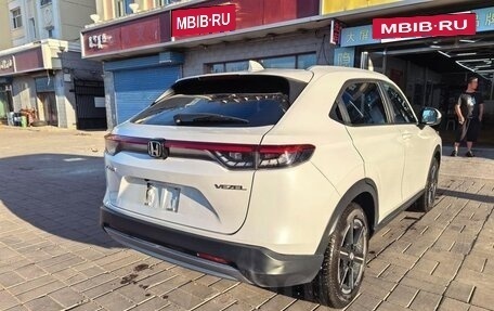 Honda Vezel, 2023 год, 1 750 000 рублей, 5 фотография