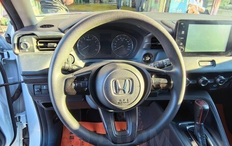Honda Vezel, 2023 год, 1 750 000 рублей, 11 фотография