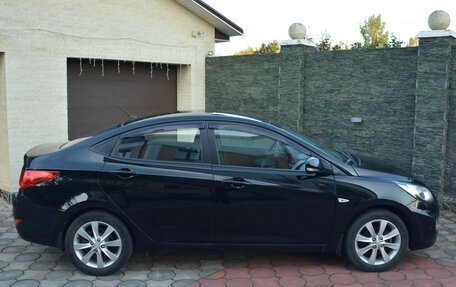 Hyundai Solaris II рестайлинг, 2012 год, 860 000 рублей, 8 фотография