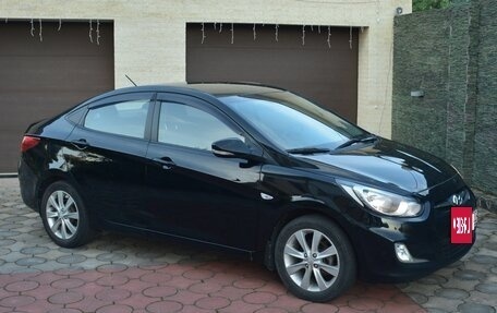 Hyundai Solaris II рестайлинг, 2012 год, 860 000 рублей, 9 фотография