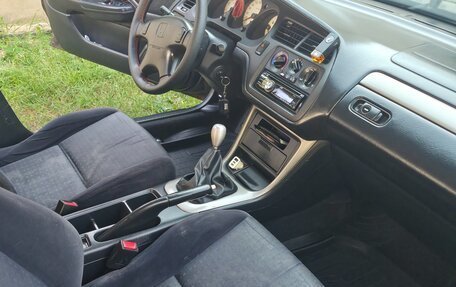 Honda Accord VII рестайлинг, 2001 год, 400 000 рублей, 7 фотография