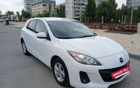 Mazda 3, 2012 год, 950 000 рублей, 2 фотография