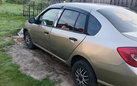 Renault Symbol, 2010 год, 285 000 рублей, 4 фотография