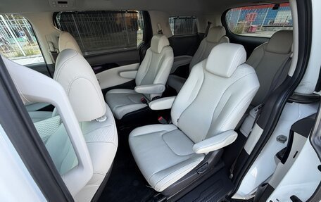 KIA Carnival, 2022 год, 4 497 000 рублей, 18 фотография