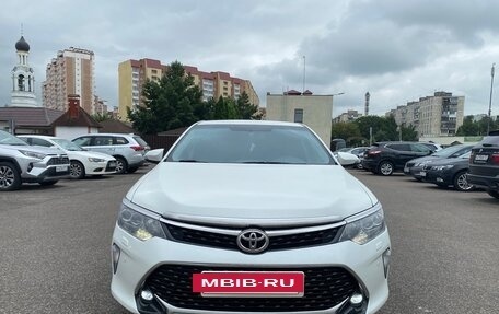 Toyota Camry, 2017 год, 1 680 000 рублей, 8 фотография