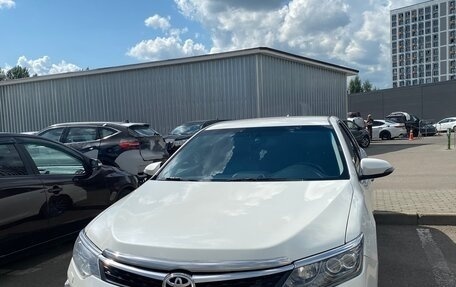 Toyota Camry, 2017 год, 1 680 000 рублей, 3 фотография