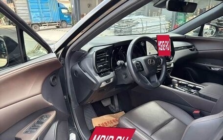 Lexus RX IV рестайлинг, 2024 год, 8 395 000 рублей, 9 фотография