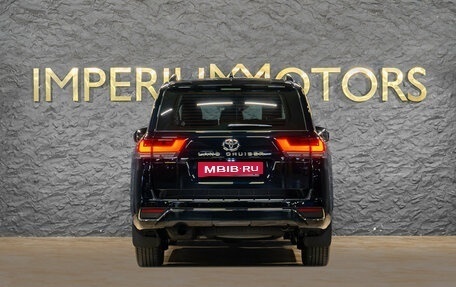 Toyota Land Cruiser, 2026 год, 15 990 000 рублей, 10 фотография