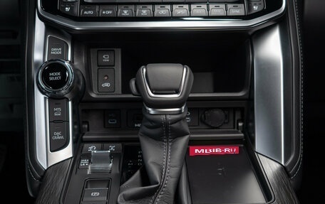 Toyota Land Cruiser, 2026 год, 15 990 000 рублей, 24 фотография