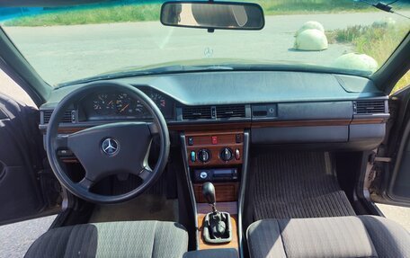 Mercedes-Benz W124, 1991 год, 190 000 рублей, 24 фотография