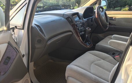 Toyota Harrier, 2002 год, 1 000 000 рублей, 13 фотография