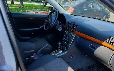 Toyota Avensis III рестайлинг, 2008 год, 880 000 рублей, 3 фотография