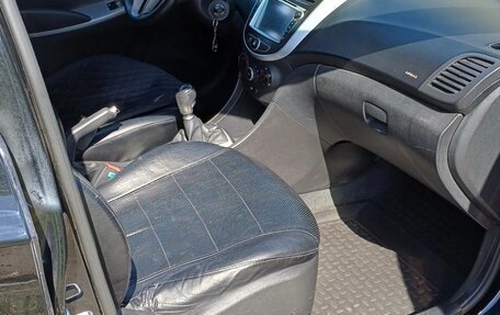 Hyundai Solaris II рестайлинг, 2012 год, 760 000 рублей, 9 фотография