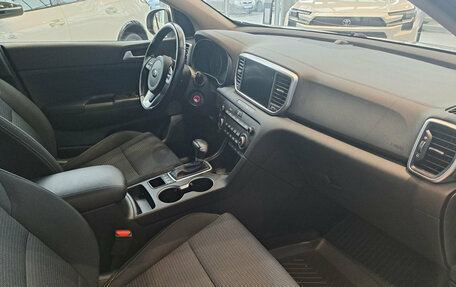 KIA Sportage IV рестайлинг, 2021 год, 2 296 000 рублей, 13 фотография
