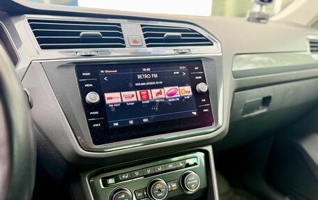 Volkswagen Tiguan II, 2017 год, 2 299 000 рублей, 16 фотография