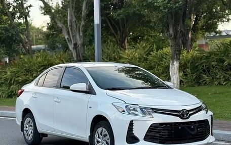 Toyota Vios III, 2022 год, 1 080 000 рублей, 6 фотография