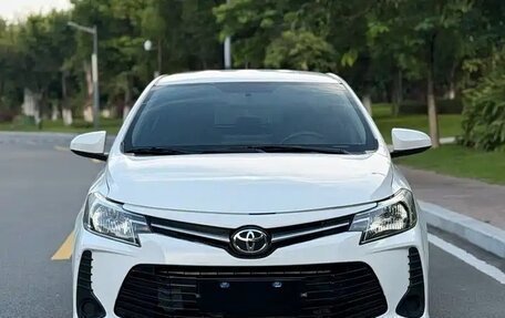 Toyota Vios III, 2022 год, 1 080 000 рублей, 5 фотография
