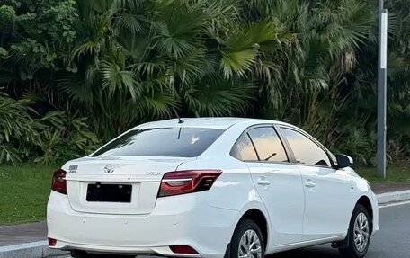 Toyota Vios III, 2022 год, 1 080 000 рублей, 9 фотография