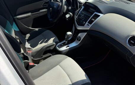 Chevrolet Cruze II, 2011 год, 555 000 рублей, 6 фотография