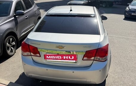 Chevrolet Cruze II, 2011 год, 555 000 рублей, 3 фотография