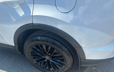 Toyota RAV4, 2017 год, 2 300 000 рублей, 4 фотография