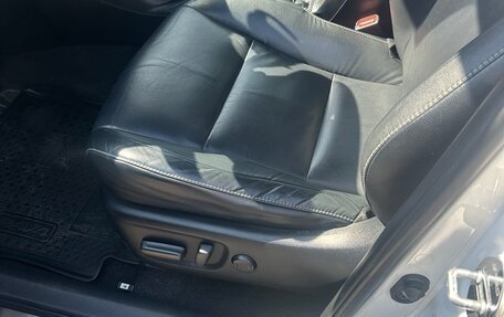 Toyota RAV4, 2017 год, 2 300 000 рублей, 7 фотография