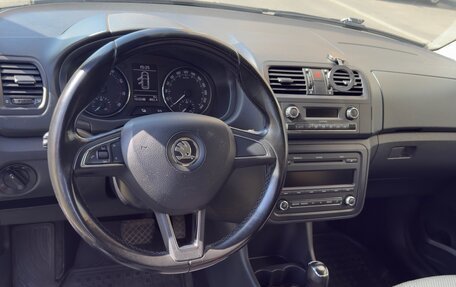 Skoda Fabia II, 2013 год, 670 000 рублей, 3 фотография