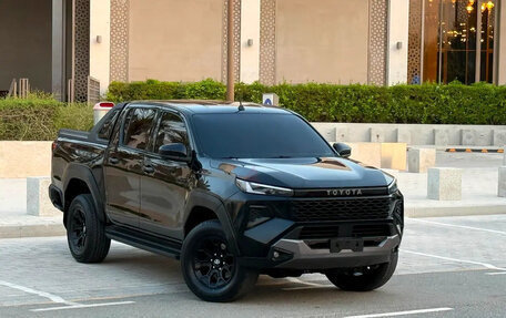 Toyota Hilux VIII, 2022 год, 7 330 000 рублей, 8 фотография