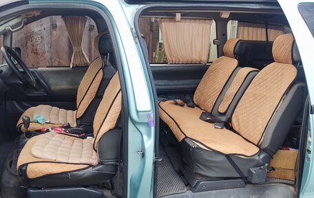 Toyota Estima III рестайлинг -2, 1992 год, 250 000 рублей, 13 фотография