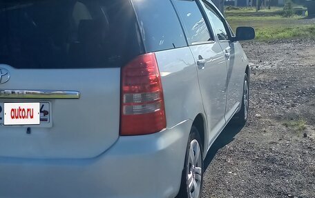 Toyota Wish II, 2004 год, 800 000 рублей, 5 фотография