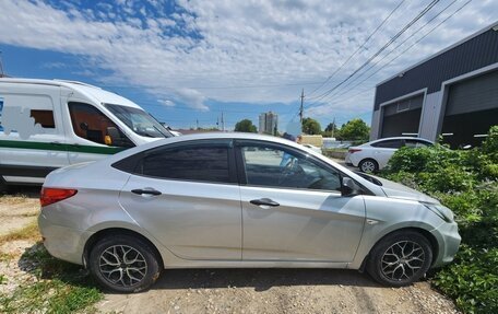Hyundai Solaris II рестайлинг, 2011 год, 413 000 рублей, 8 фотография