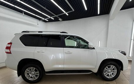 Toyota Land Cruiser Prado 150 рестайлинг 2, 2014 год, 3 397 000 рублей, 8 фотография