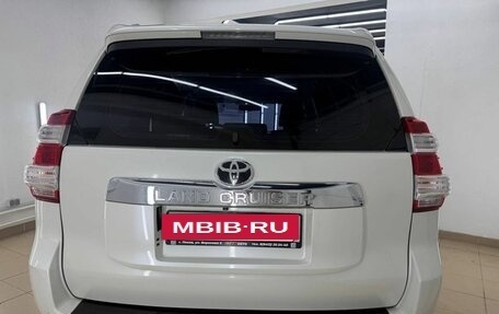 Toyota Land Cruiser Prado 150 рестайлинг 2, 2014 год, 3 397 000 рублей, 6 фотография