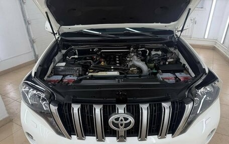 Toyota Land Cruiser Prado 150 рестайлинг 2, 2014 год, 3 397 000 рублей, 27 фотография