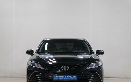 Toyota Camry, 2021 год, 3 149 000 рублей, 2 фотография