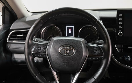 Toyota Camry, 2021 год, 3 149 000 рублей, 20 фотография