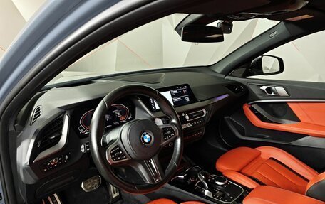 BMW 1 серия, 2021 год, 3 593 000 рублей, 12 фотография