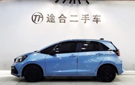 Honda Fit, 2021 год, 1 180 000 рублей, 4 фотография