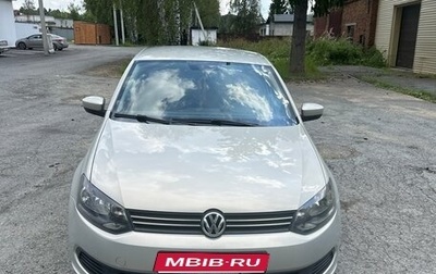 Volkswagen Polo VI (EU Market), 2012 год, 650 000 рублей, 1 фотография