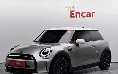 MINI Hatch, 2023 год, 1 658 000 рублей, 1 фотография