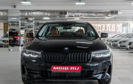BMW 5 серия, 2022 год, 6 900 000 рублей, 1 фотография