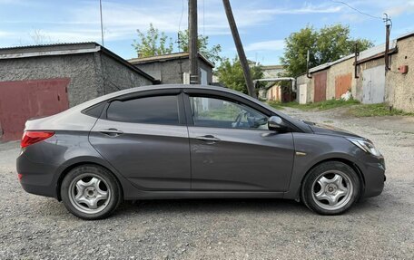 Hyundai Solaris II рестайлинг, 2013 год, 800 000 рублей, 6 фотография