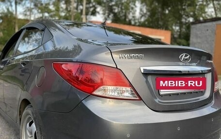 Hyundai Solaris II рестайлинг, 2013 год, 800 000 рублей, 7 фотография