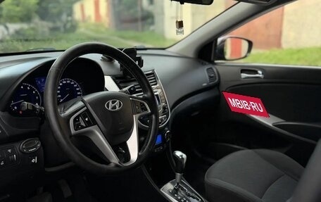 Hyundai Solaris II рестайлинг, 2013 год, 800 000 рублей, 14 фотография