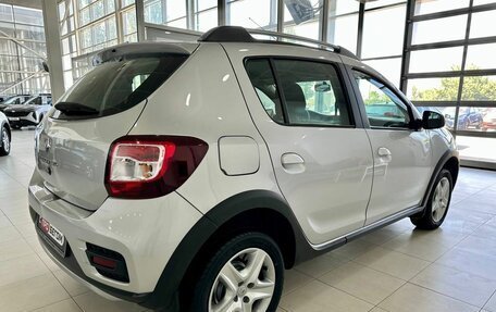 Renault Sandero II рестайлинг, 2016 год, 989 900 рублей, 4 фотография