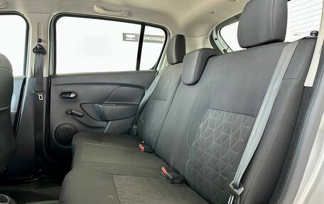 Renault Sandero II рестайлинг, 2016 год, 989 900 рублей, 14 фотография