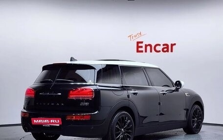MINI Clubman, 2022 год, 1 900 000 рублей, 2 фотография